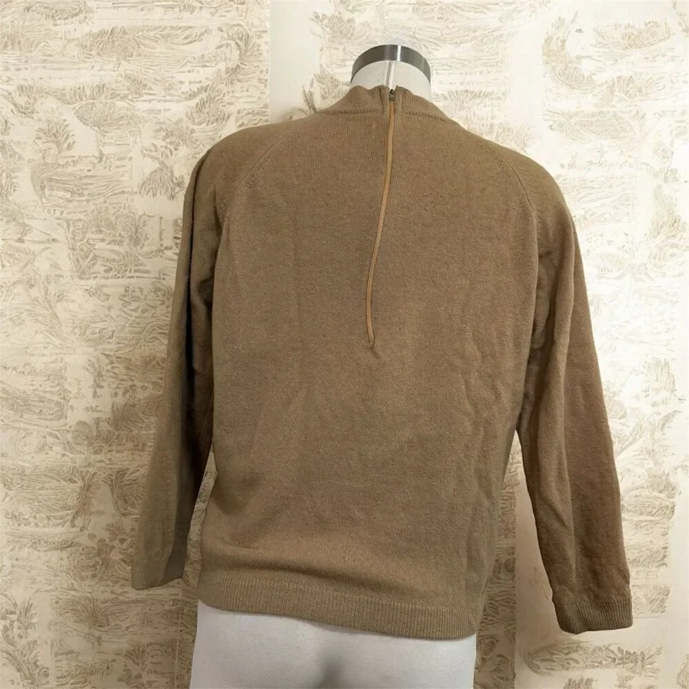 Vintage 1970s Tan Mock Neck Zipper Turtleneck Sweater Medium